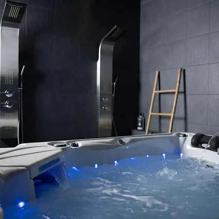 Holiday home Maison Curieuse - Hammam Et Episy