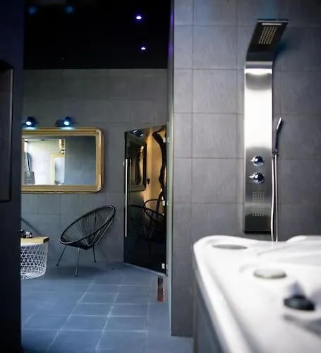 Nyaraló Maison Curieuse - Hammam Et Episy